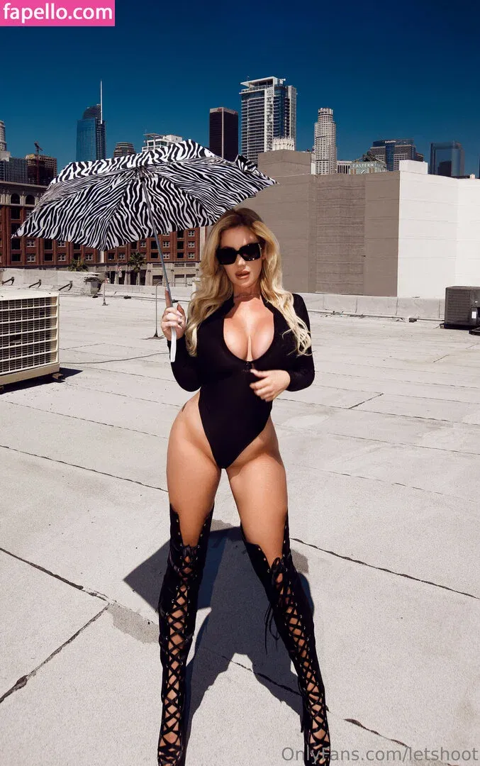 Savannah Bond Onlyfans Photo Gallery 