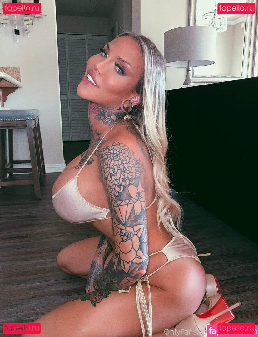 tsnadialove Onlyfans Photo Gallery 