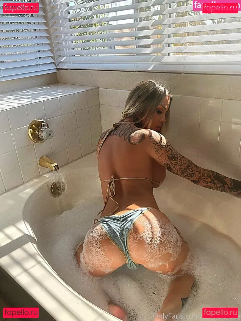 tsnadialove Onlyfans Photo Gallery 