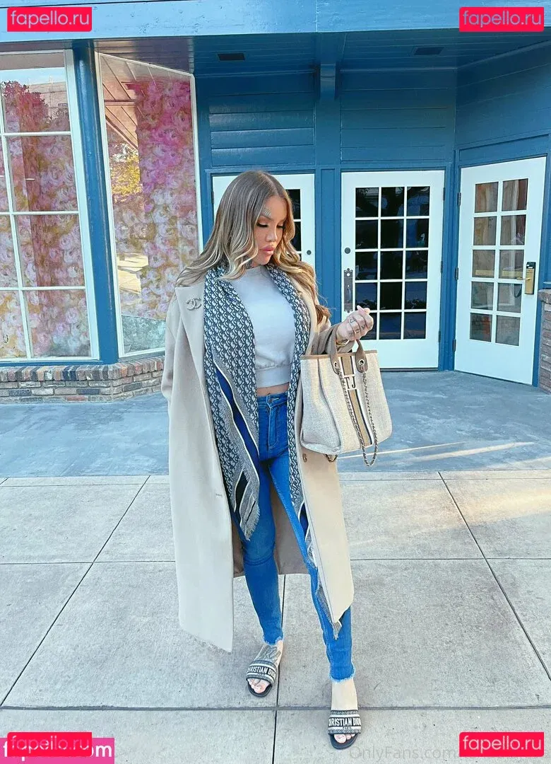 tsnadialove Onlyfans Photo Gallery 