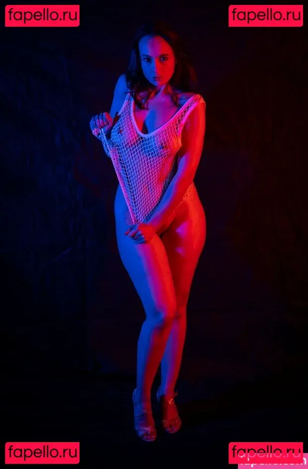 Sophie Stage Onlyfans Photo Gallery 