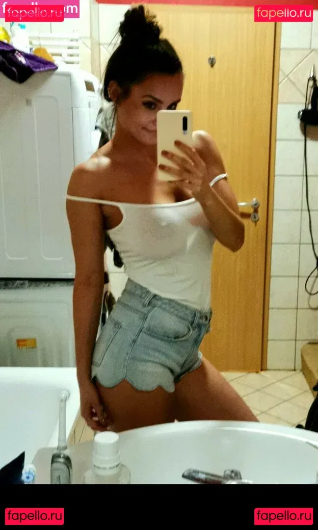 Baranyai Lányok Onlyfans Photo Gallery 