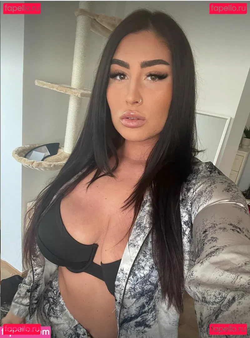 Baranyai Lányok Onlyfans Photo Gallery 