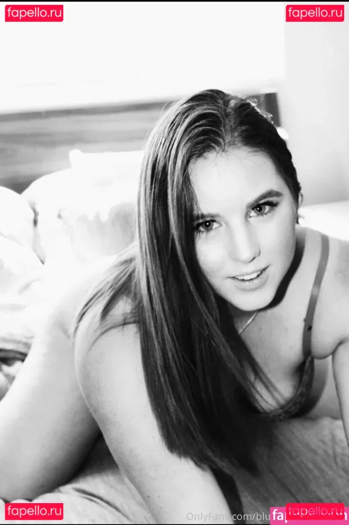 blueeyesbombshell Onlyfans Photo Gallery 