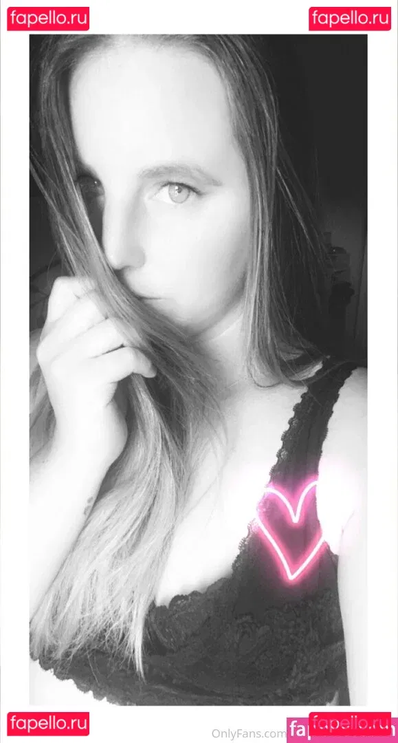 blueeyesbombshell Onlyfans Photo Gallery 