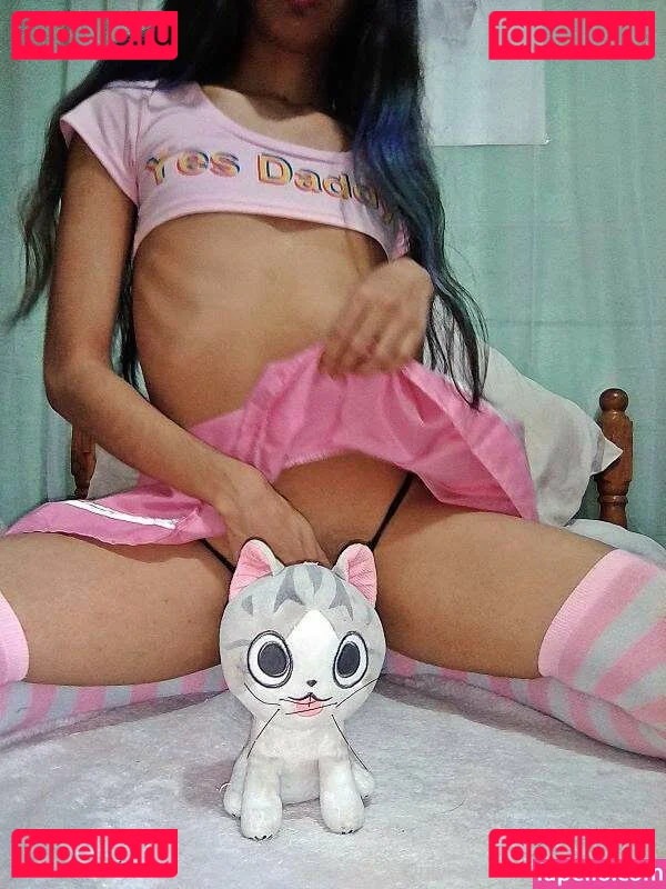 cutietrapnya Onlyfans Photo Gallery 