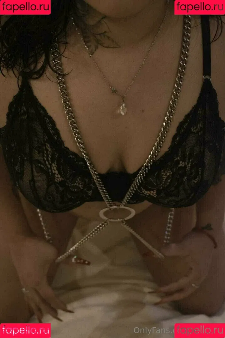 looly00 Onlyfans Photo Gallery 
