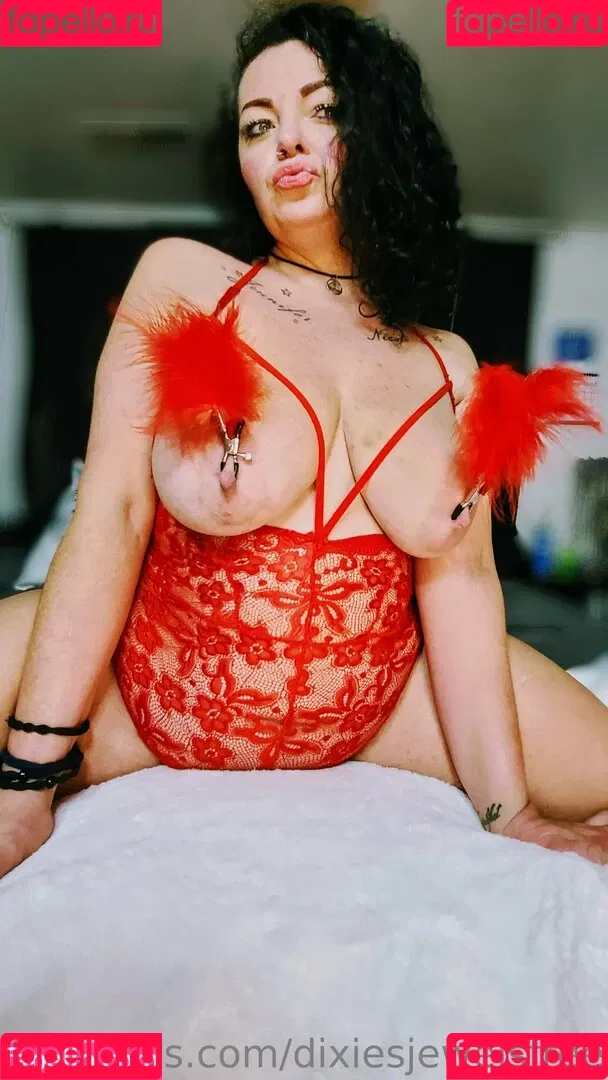 dixiesjewelsfree Onlyfans Photo Gallery 