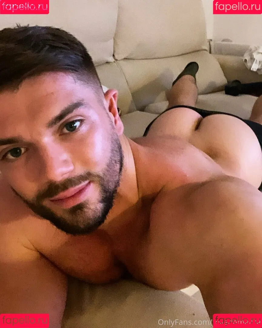 folledemente Onlyfans Photo Gallery 