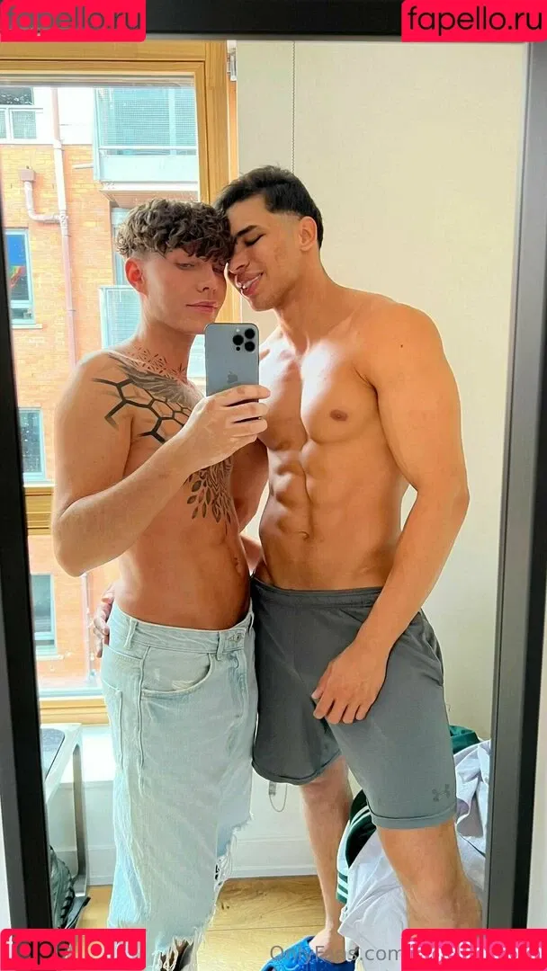 folledemente Onlyfans Photo Gallery 