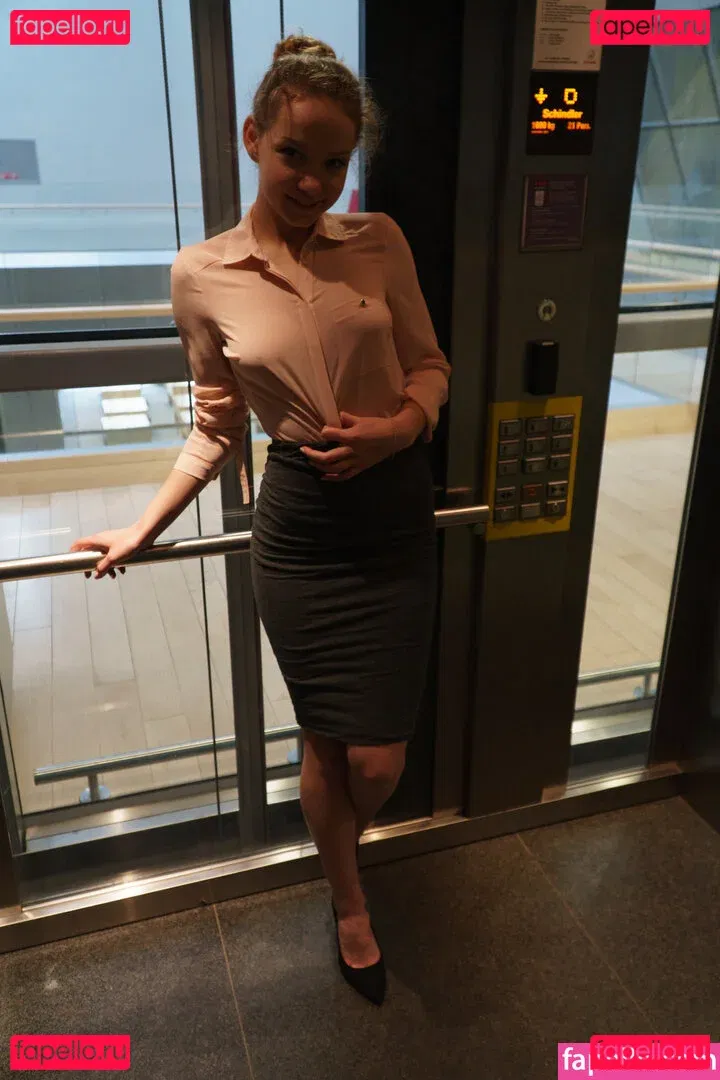 Faina Bona Onlyfans Photo Gallery 