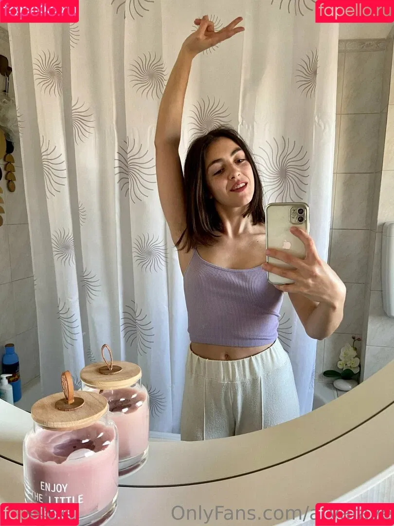 aryafaye Onlyfans Photo Gallery 