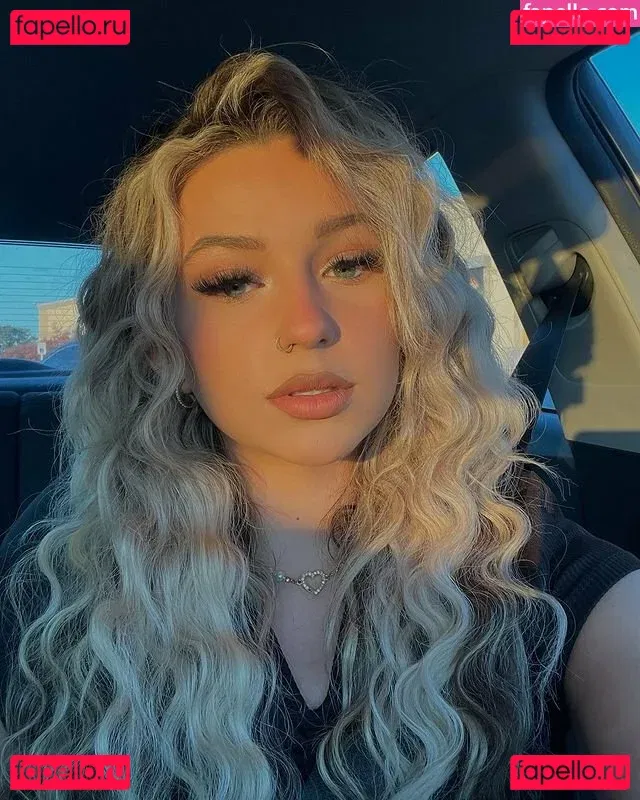 Brylee Onlyfans Photo Gallery 