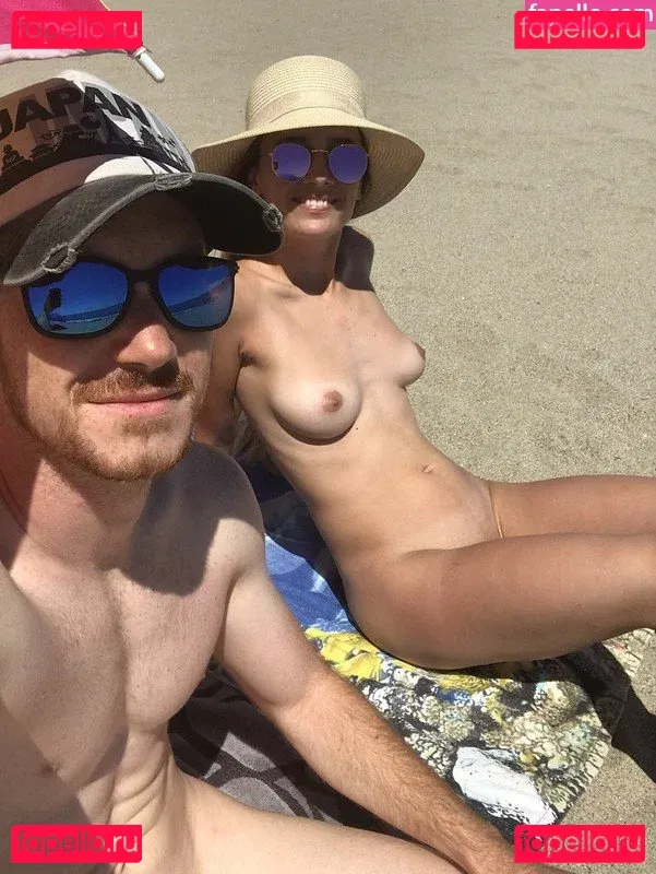 Oceane Littlesunshine Onlyfans Photo Gallery 