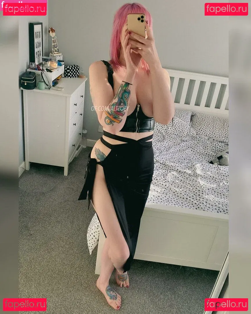 altzoey Onlyfans Photo Gallery 