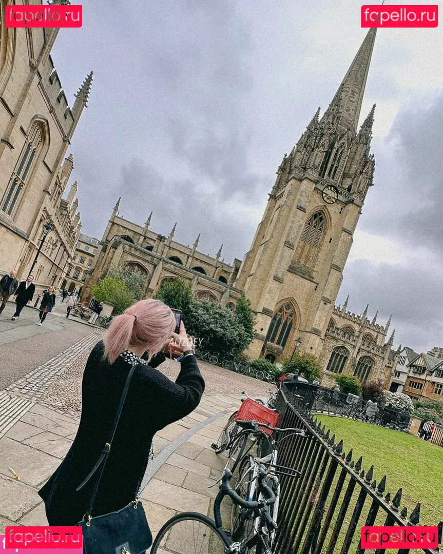 altzoey Onlyfans Photo Gallery 