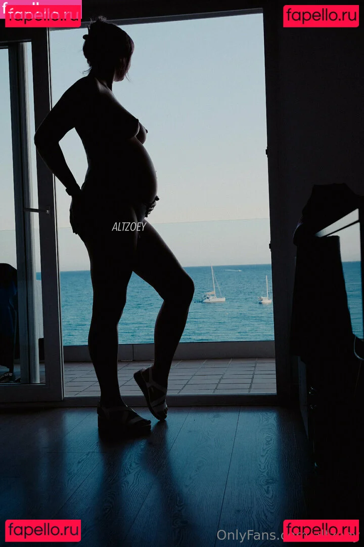 altzoey Onlyfans Photo Gallery 