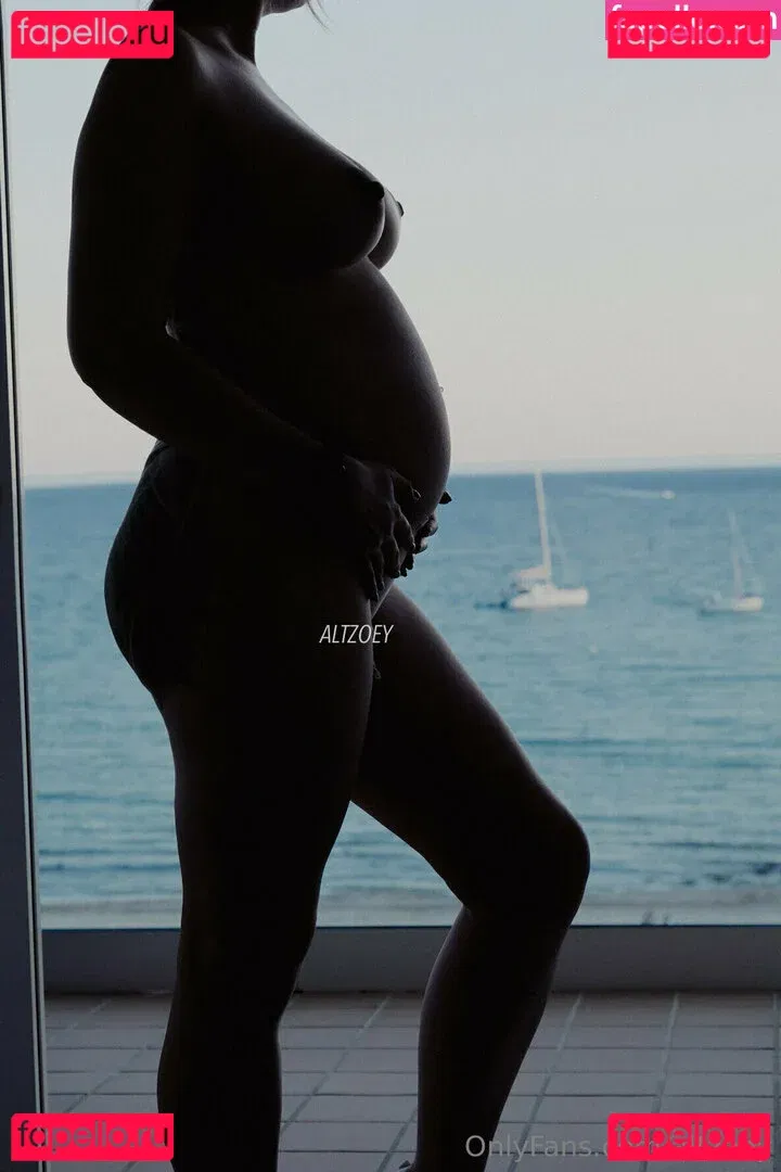 altzoey Onlyfans Photo Gallery 