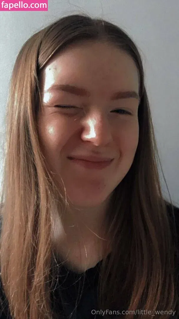 little_wendy Onlyfans Photo Gallery 