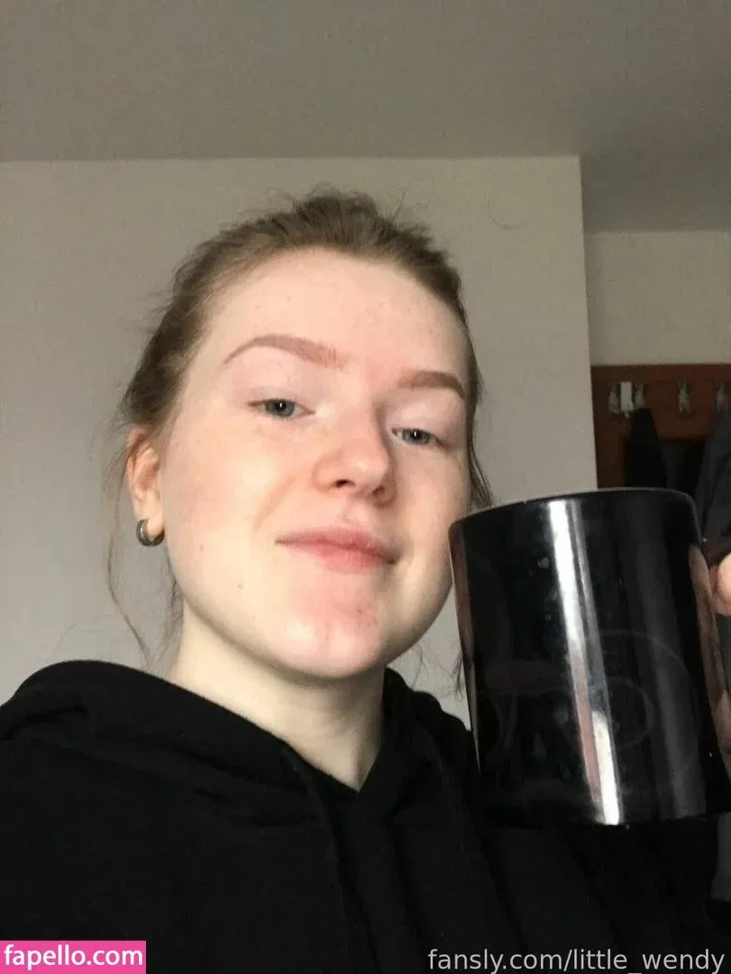 little_wendy Onlyfans Photo Gallery 