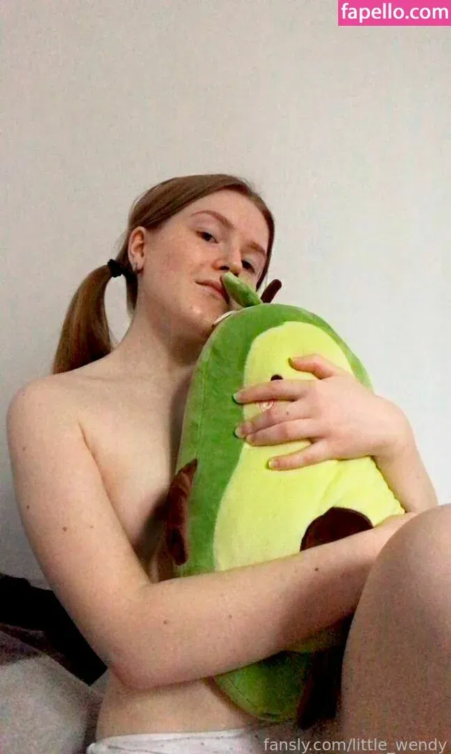 little_wendy Onlyfans Photo Gallery 