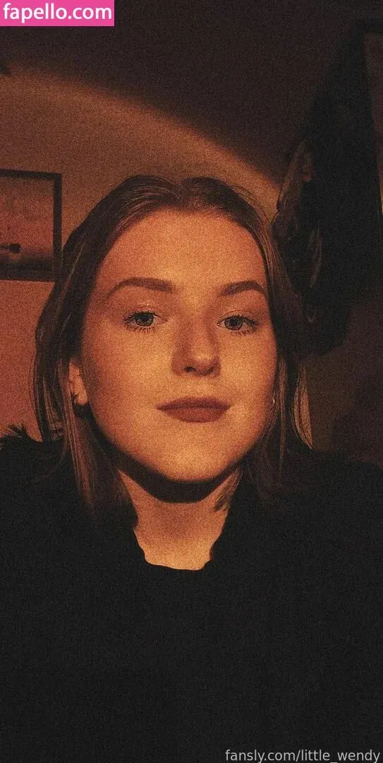 little_wendy Onlyfans Photo Gallery 