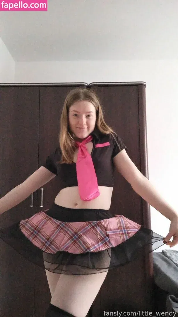 little_wendy Onlyfans Photo Gallery 
