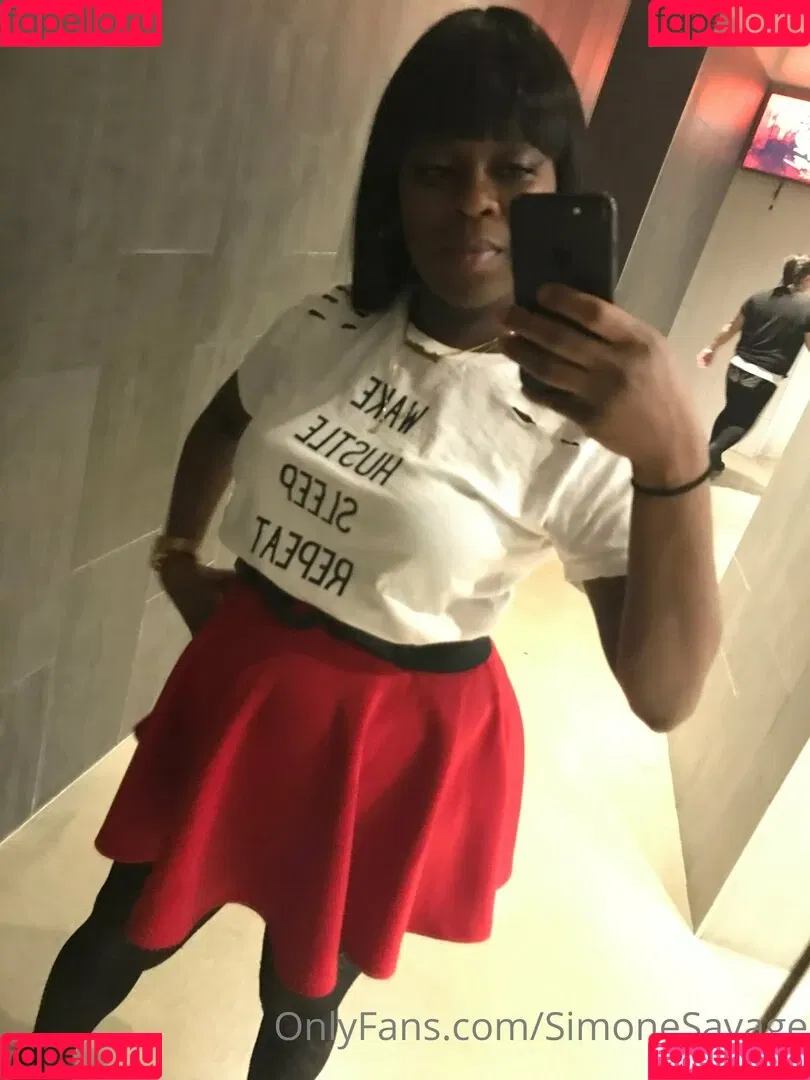simonesavage Onlyfans Photo Gallery 