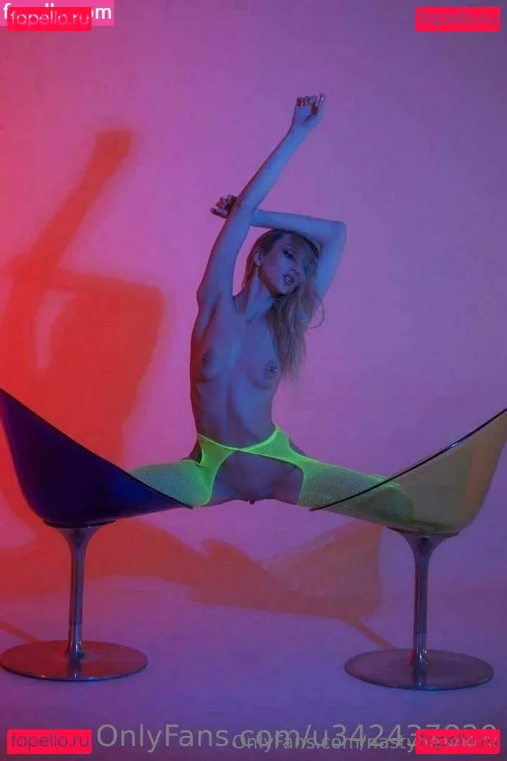 nastynesquick Onlyfans Photo Gallery 