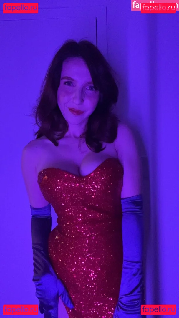 miaqueen.of Nude Onlyfans Photo 23