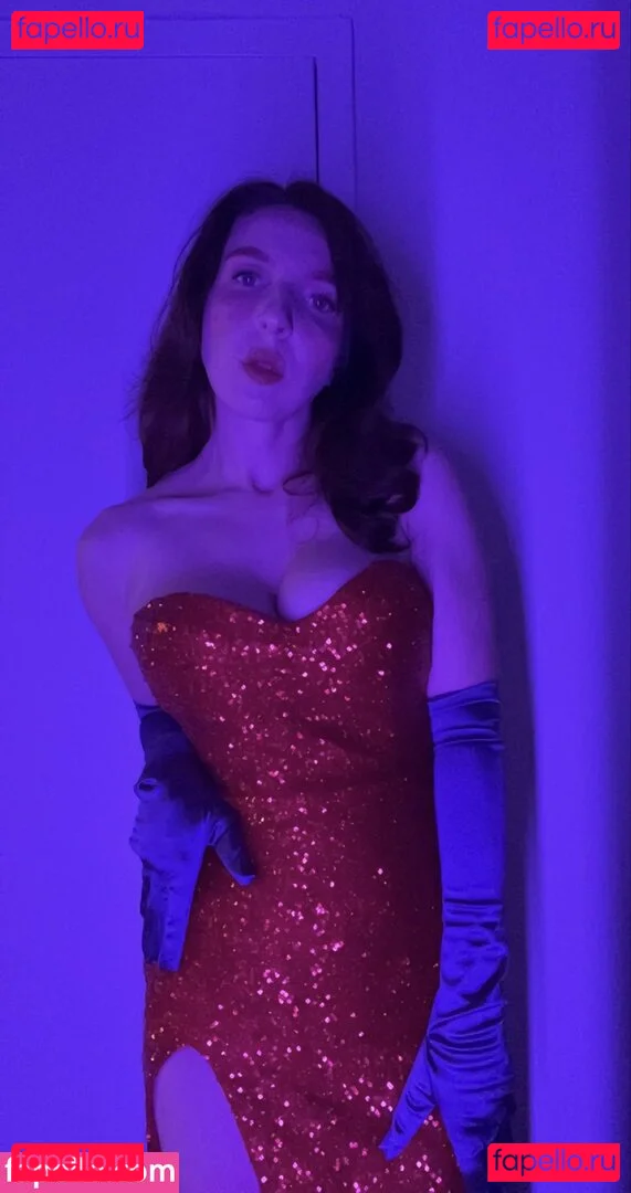 miaqueen.of Nude Onlyfans Photo 22