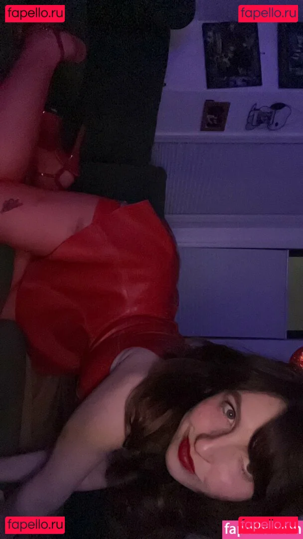 miaqueen.of Nude Onlyfans Photo 18