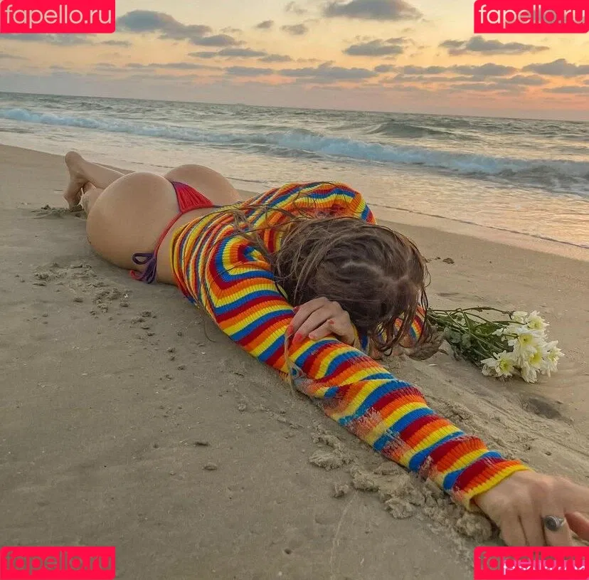 Dina Grinberg Onlyfans Photo Gallery 