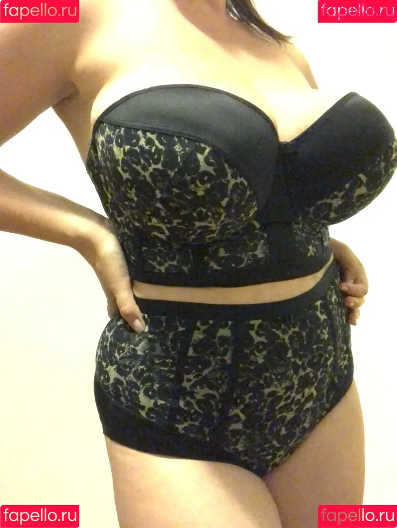 Throwitthefuckaway30 Onlyfans Photo Gallery 