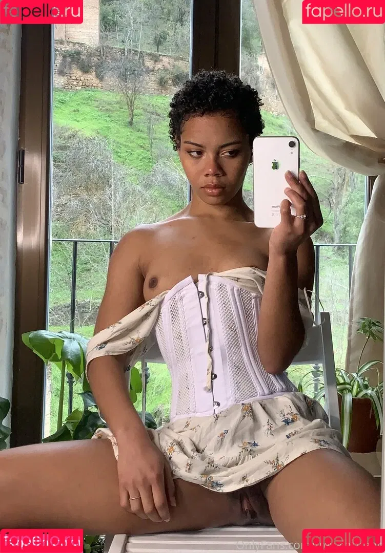 freyalasirenn Onlyfans Photo Gallery 