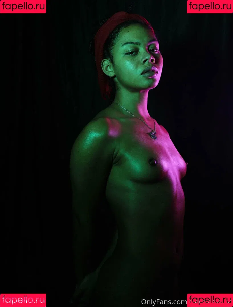 freyalasirenn Onlyfans Photo Gallery 