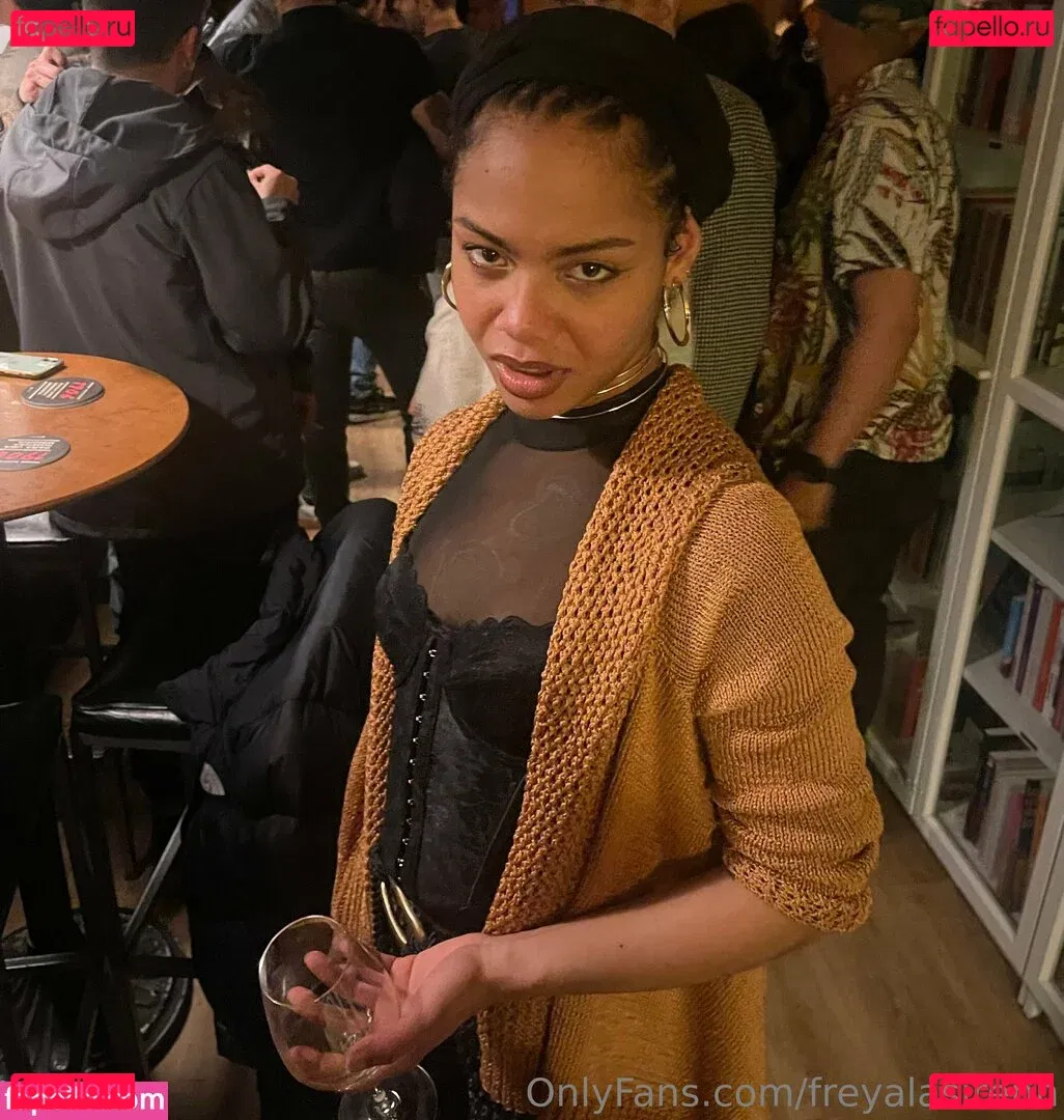 freyalasirenn Onlyfans Photo Gallery 