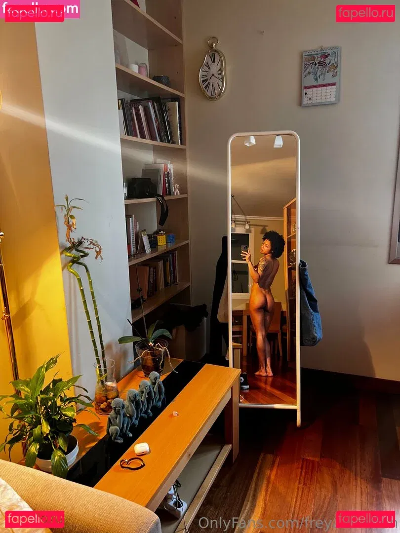 freyalasirenn Onlyfans Photo Gallery 