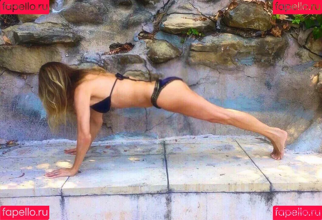 Vanessa Angel Onlyfans Photo Gallery 
