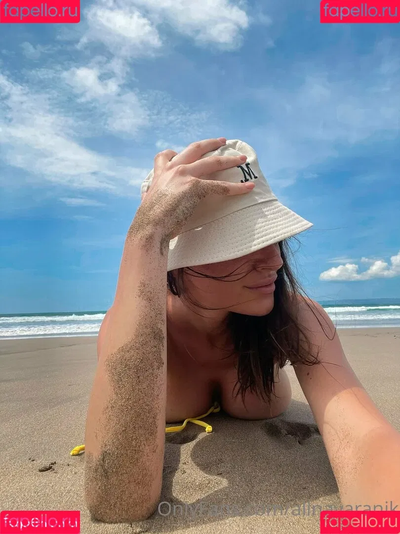 alinavaranik Onlyfans Photo Gallery 
