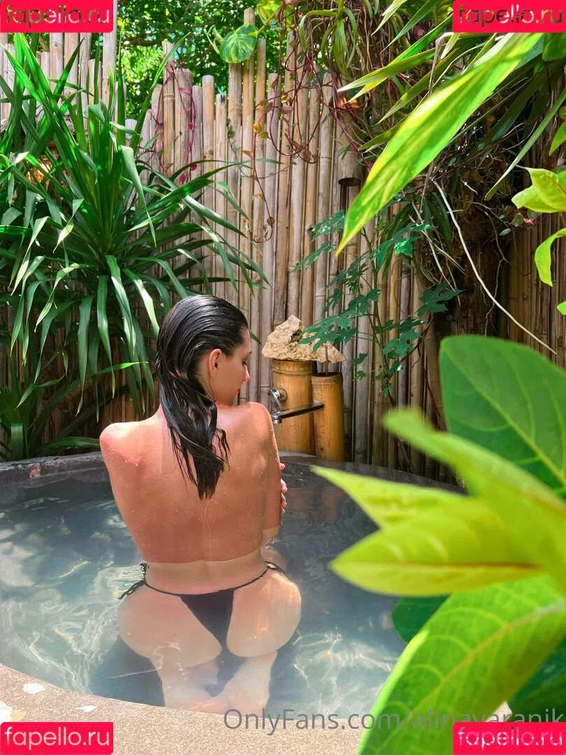 alinavaranik Onlyfans Photo Gallery 