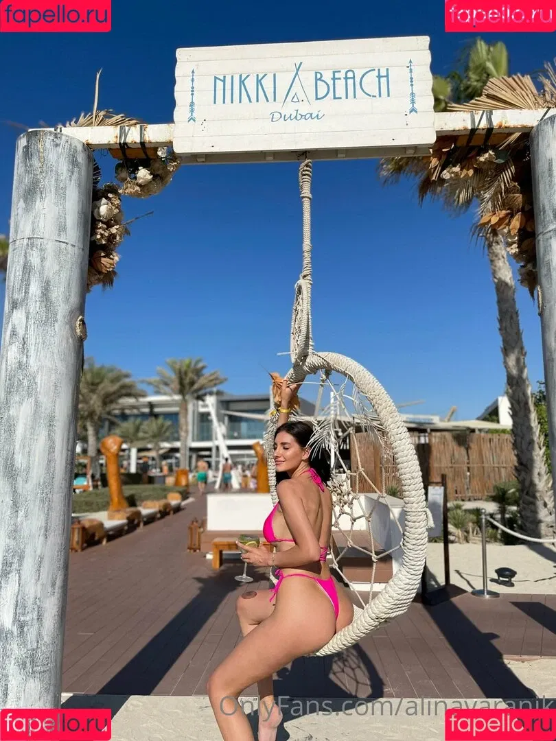alinavaranik Onlyfans Photo Gallery 