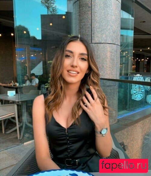 alinavaranik Nude Onlyfans Photo 22