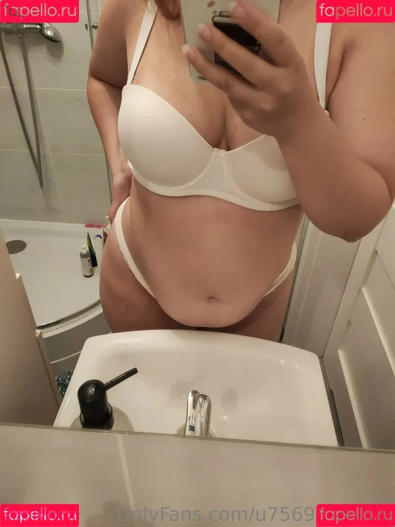 u7569845743j Onlyfans Photo Gallery 