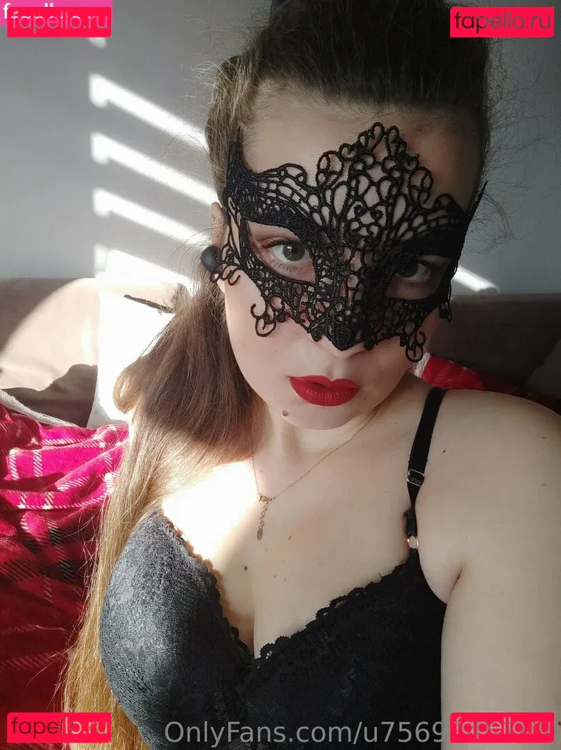 u7569845743j Onlyfans Photo Gallery 