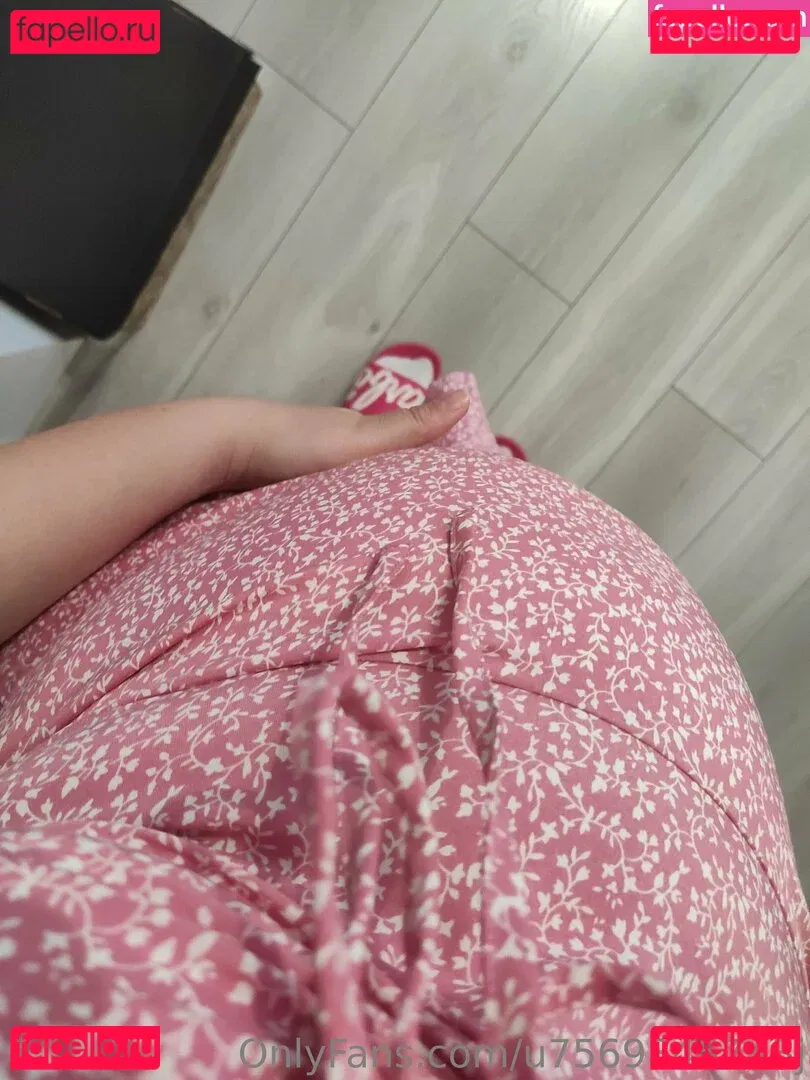 u7569845743j Onlyfans Photo Gallery 