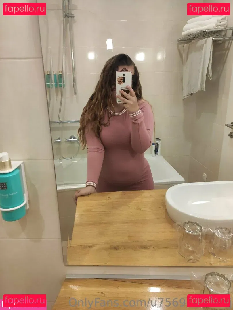 u7569845743j Onlyfans Photo Gallery 