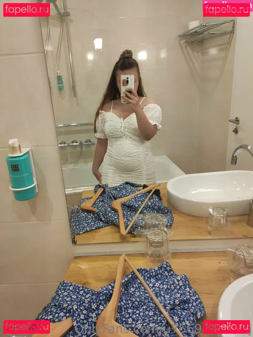 u7569845743j Onlyfans Photo Gallery 