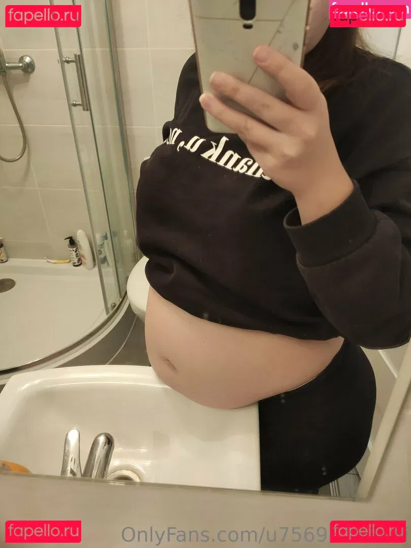 u7569845743j Onlyfans Photo Gallery 