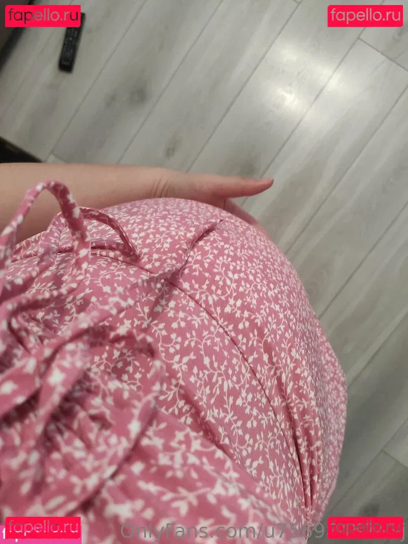 u7569845743j Onlyfans Photo Gallery 